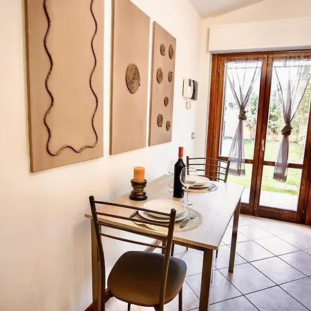 شقة La Casetta- Bilocale Con Giardino Privato *